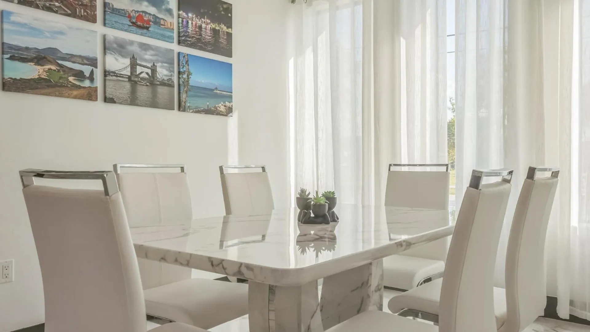 Holiday home Retreat Gulfside Waterfront Luxury Private Pool And Cape Coral