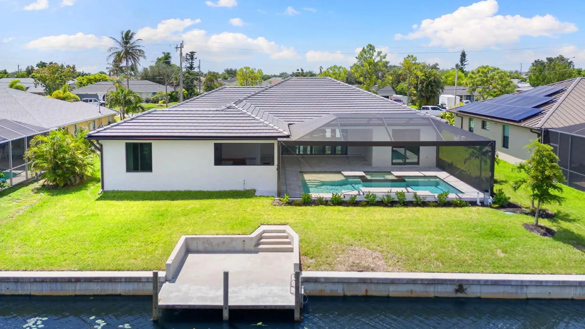 Retreat Gulfside Waterfront Luxury Private Pool And