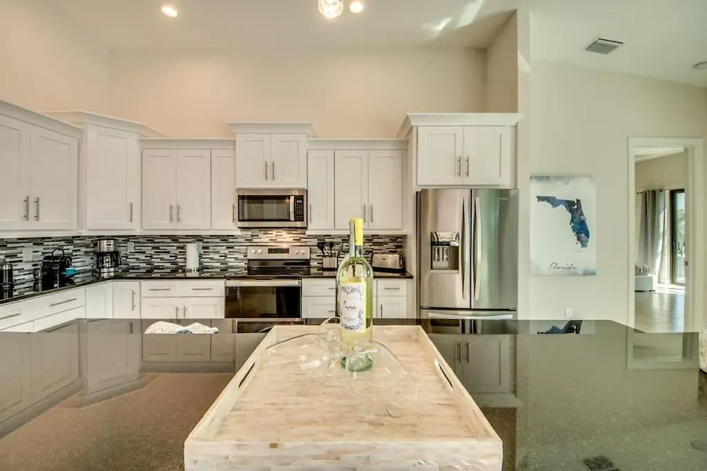 Aesthetic By Coralvilla - Elegant With Pool * Cape Coral