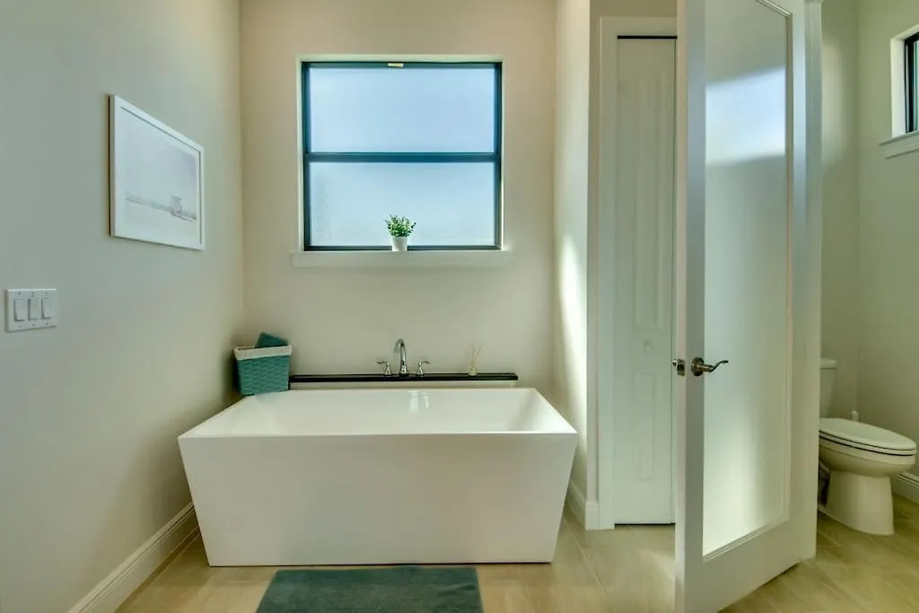 Aesthetic By Coralvilla - Elegant With Pool Villa