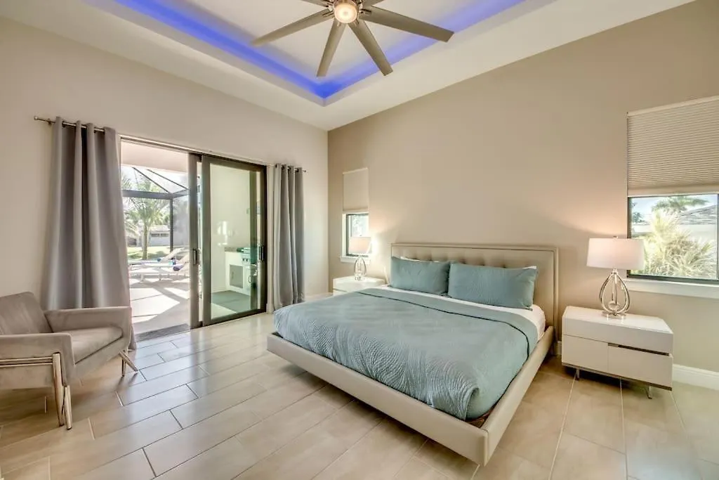 Villa Aesthetic By Coralvilla - Elegant With Pool *
