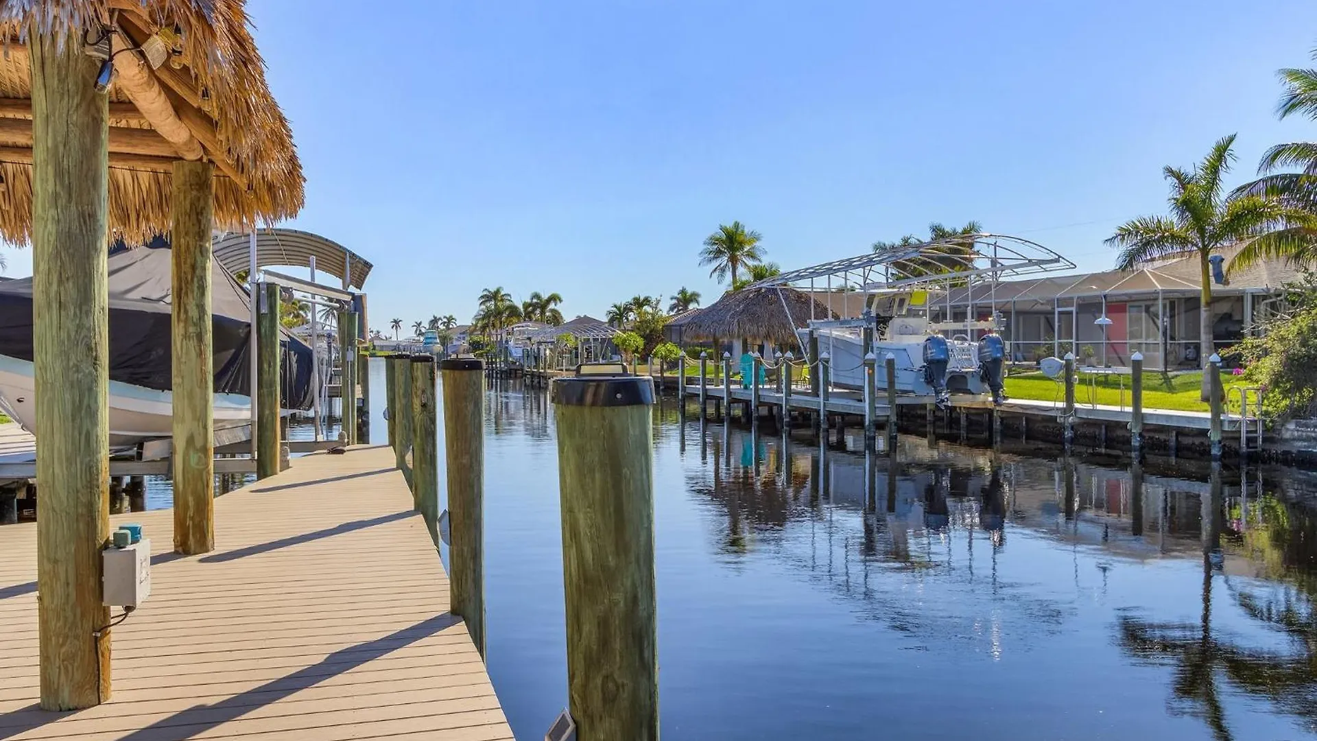 Boater's Dream, Heated Pool - Laid Back & Lavish *