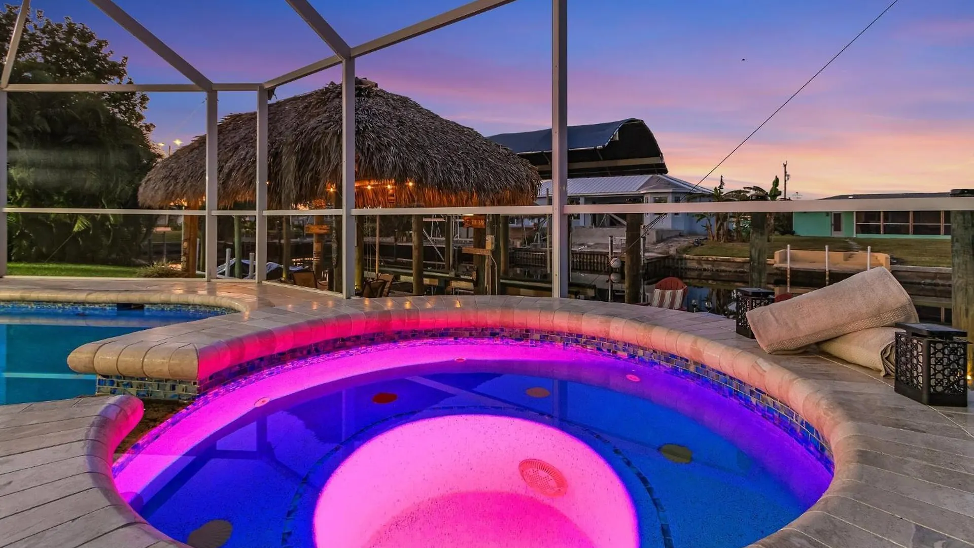 Gulf Access Dock With Tiki Heated Pool Casa Chillotta Roelens Holiday home *