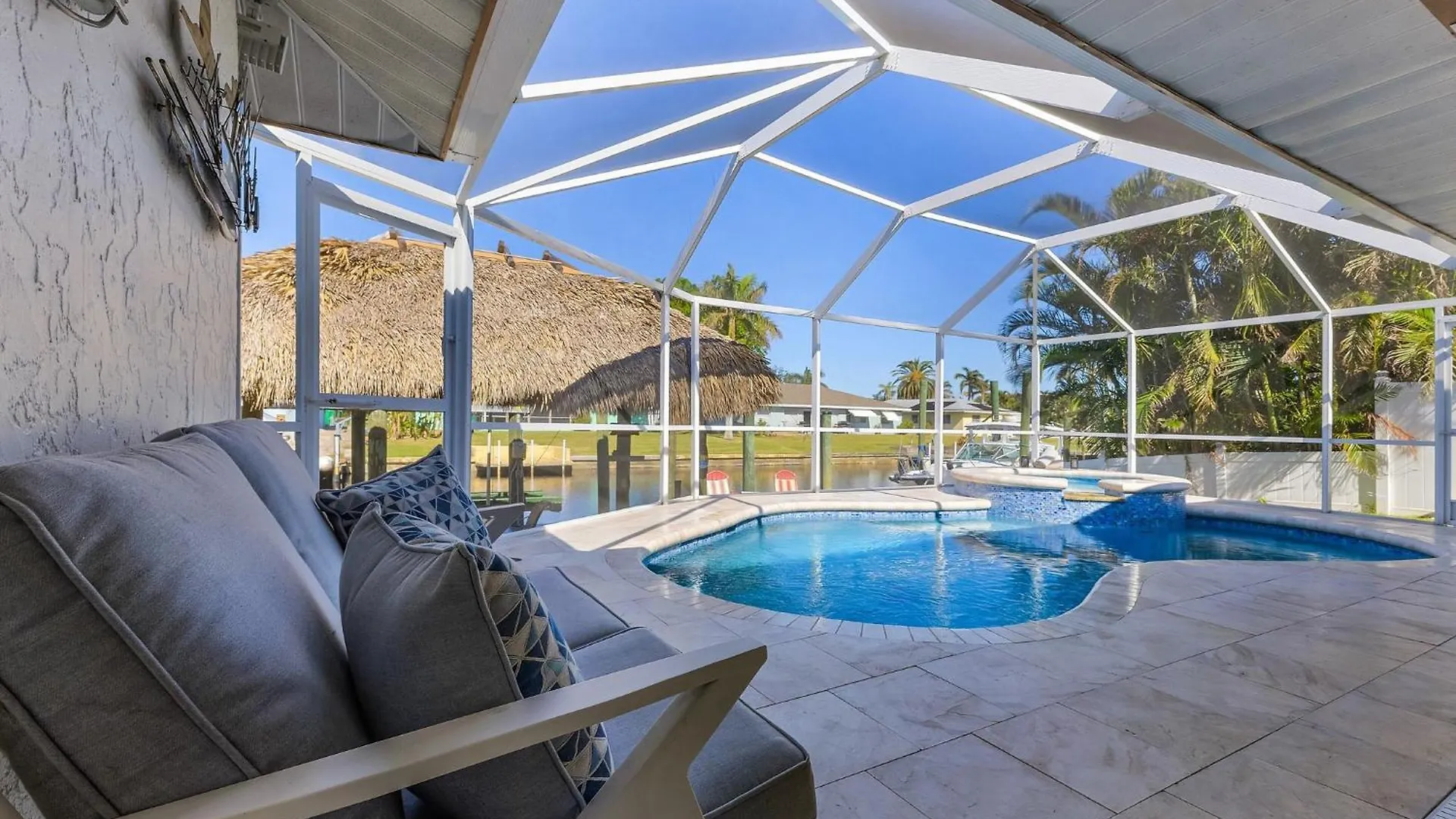 Gulf Access Dock With Tiki Heated Pool Casa Chillotta Roelens * Cape Coral
