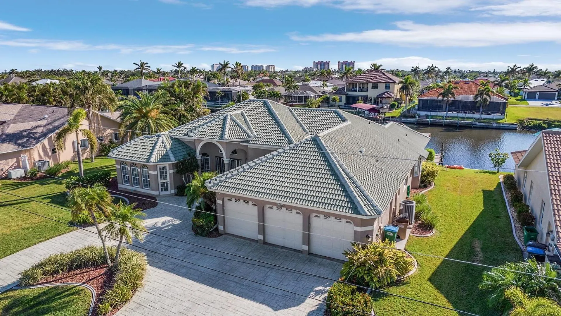 Holiday home Gulf Access, Heated Pool, Bicycles, & - Coral Coast - Roelens Cape Coral