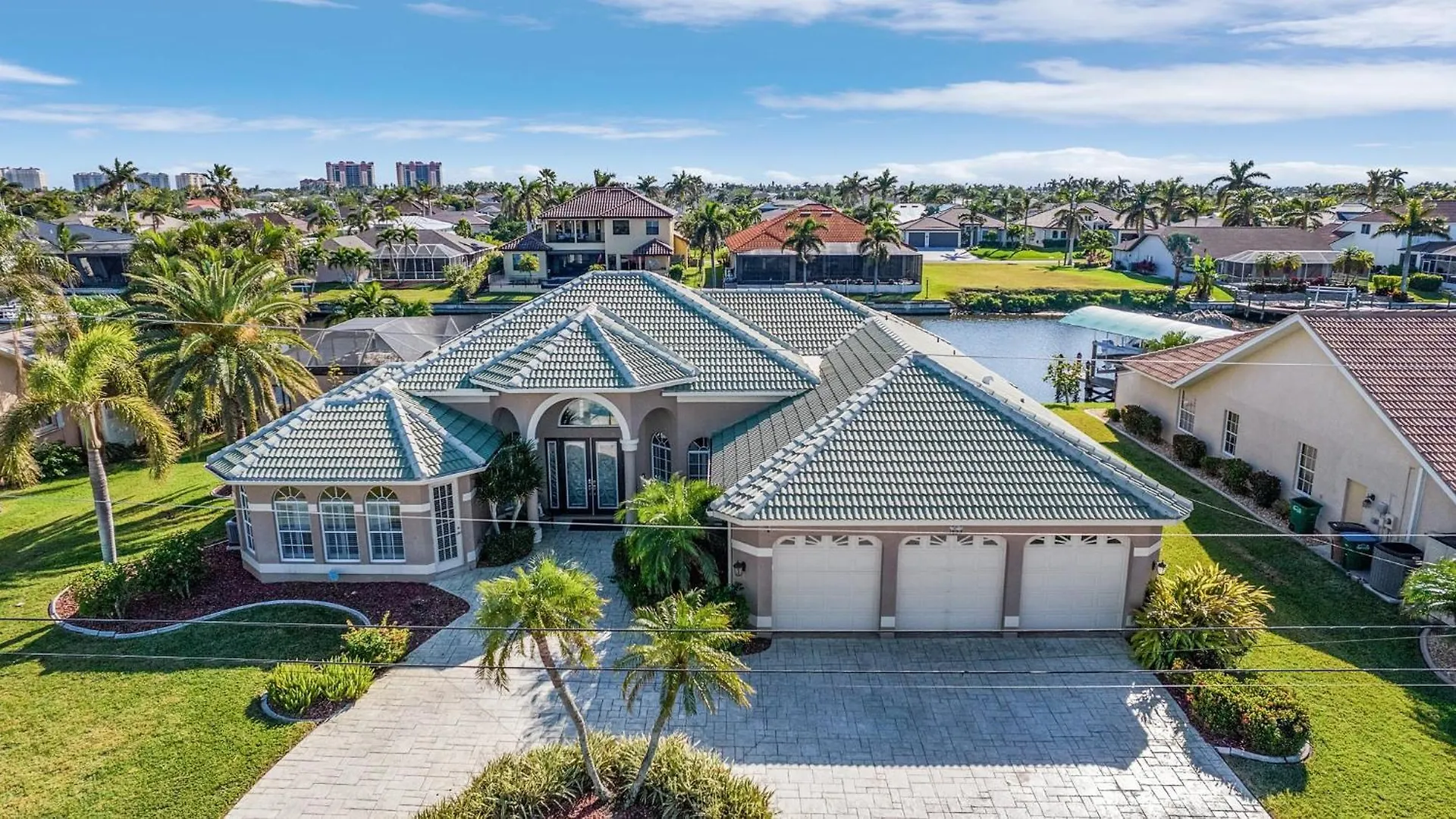 Gulf Access, Heated Pool, Bicycles, & - Coral Coast - Roelens Holiday home *
