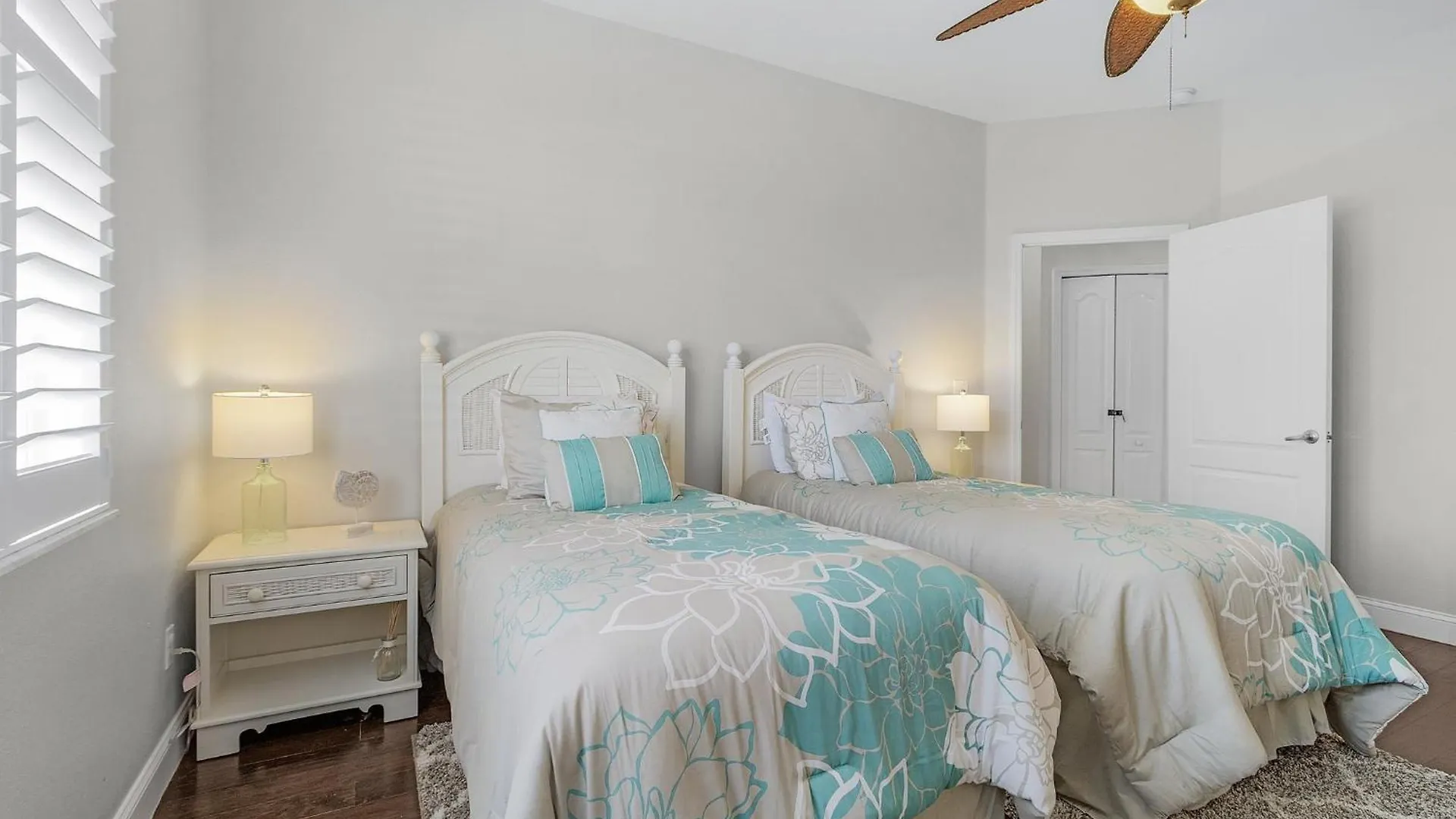 Gulf Access, Heated Pool, Bicycles, & - Coral Coast - Roelens Holiday home Cape Coral