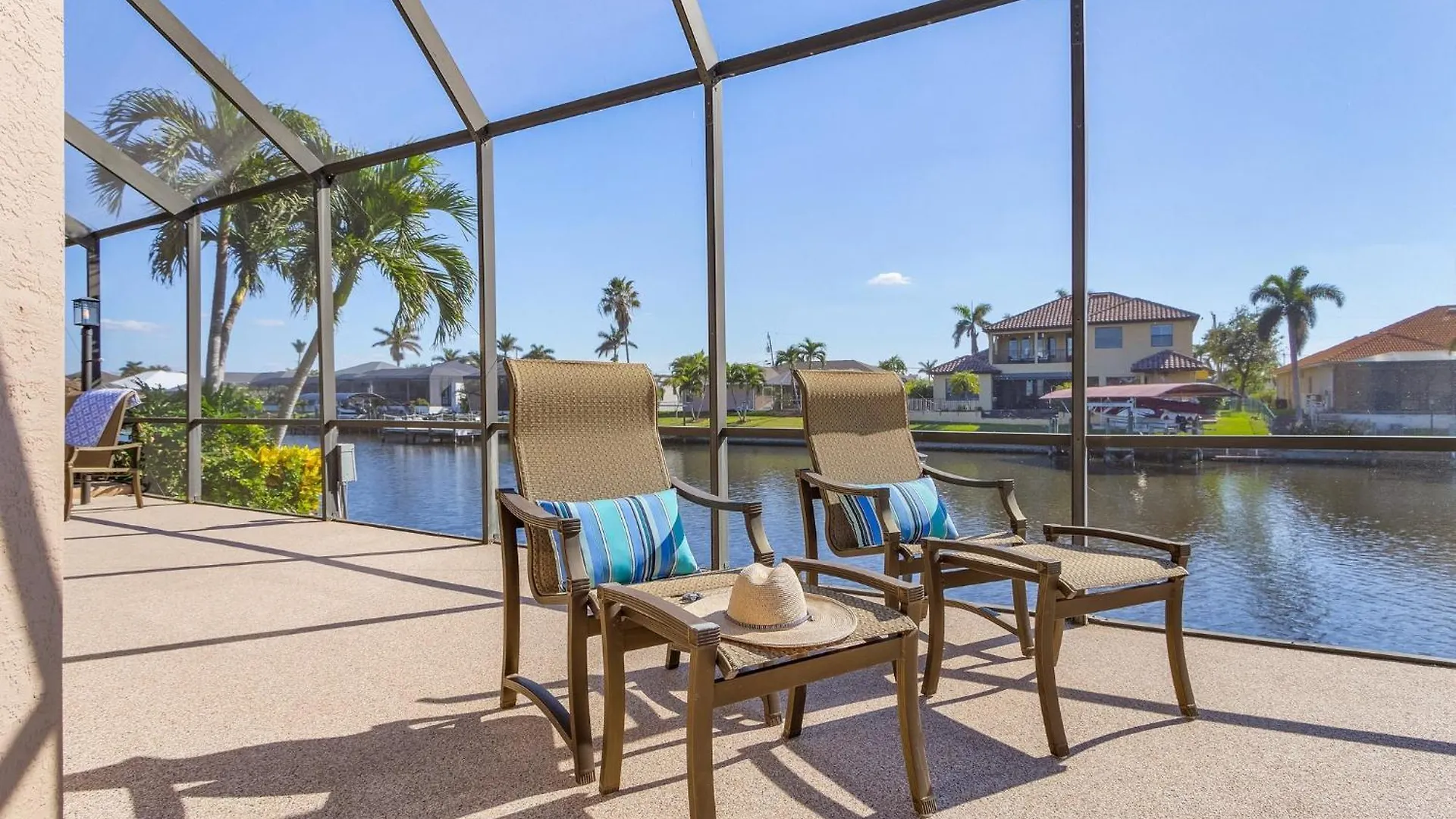 Gulf Access, Heated Pool, Bicycles, & - Coral Coast - Roelens Holiday home *