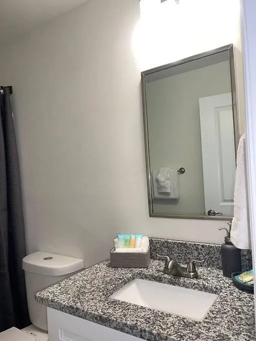 New Construction With Lanai! Great For 2 Families! Cape Coral