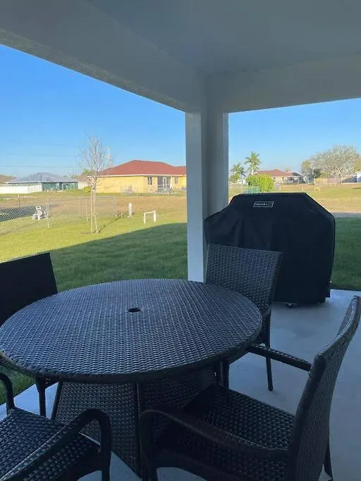 New Construction With Lanai! Great For 2 Families! * Cape Coral