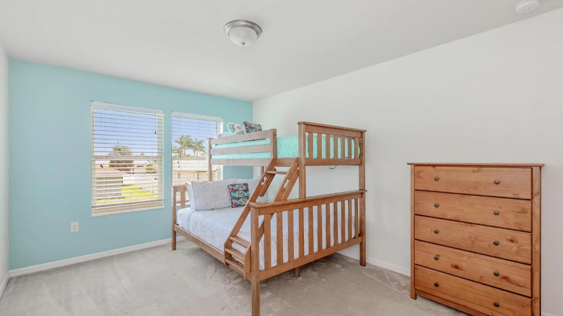 3400sqft! - Lovely Kitchen - Heated Pool * Cape Coral