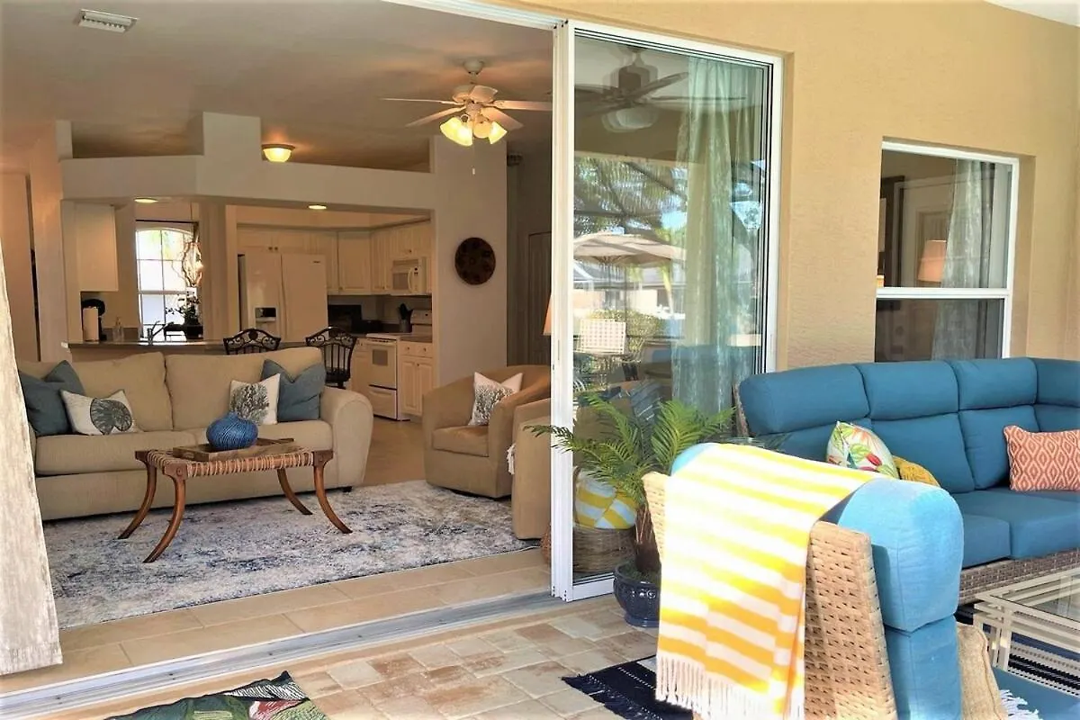 Sunset Rays Escape Holiday home Cape Coral