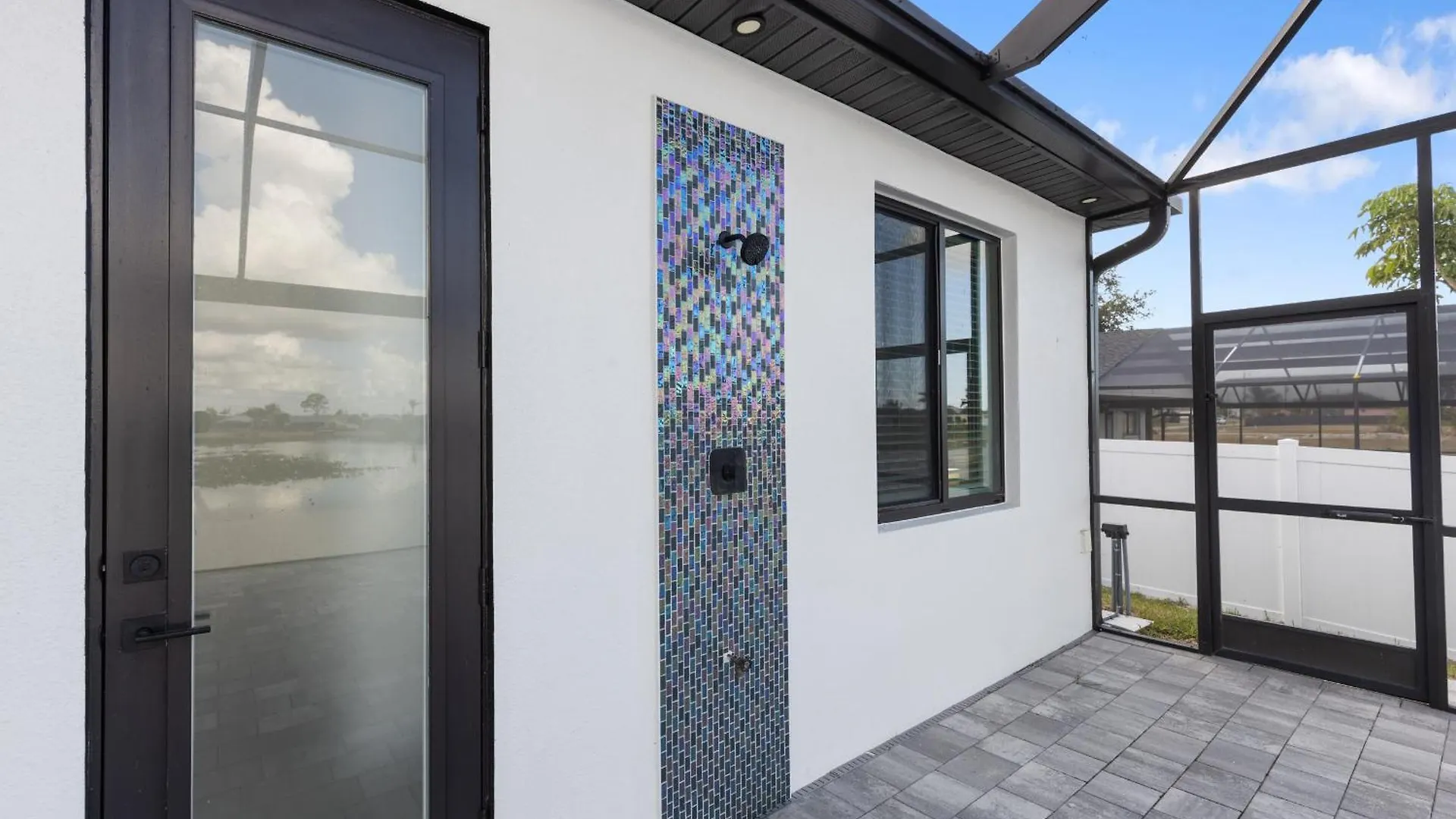 Holiday home Scenic Modern Waterfront W Heated Pool And