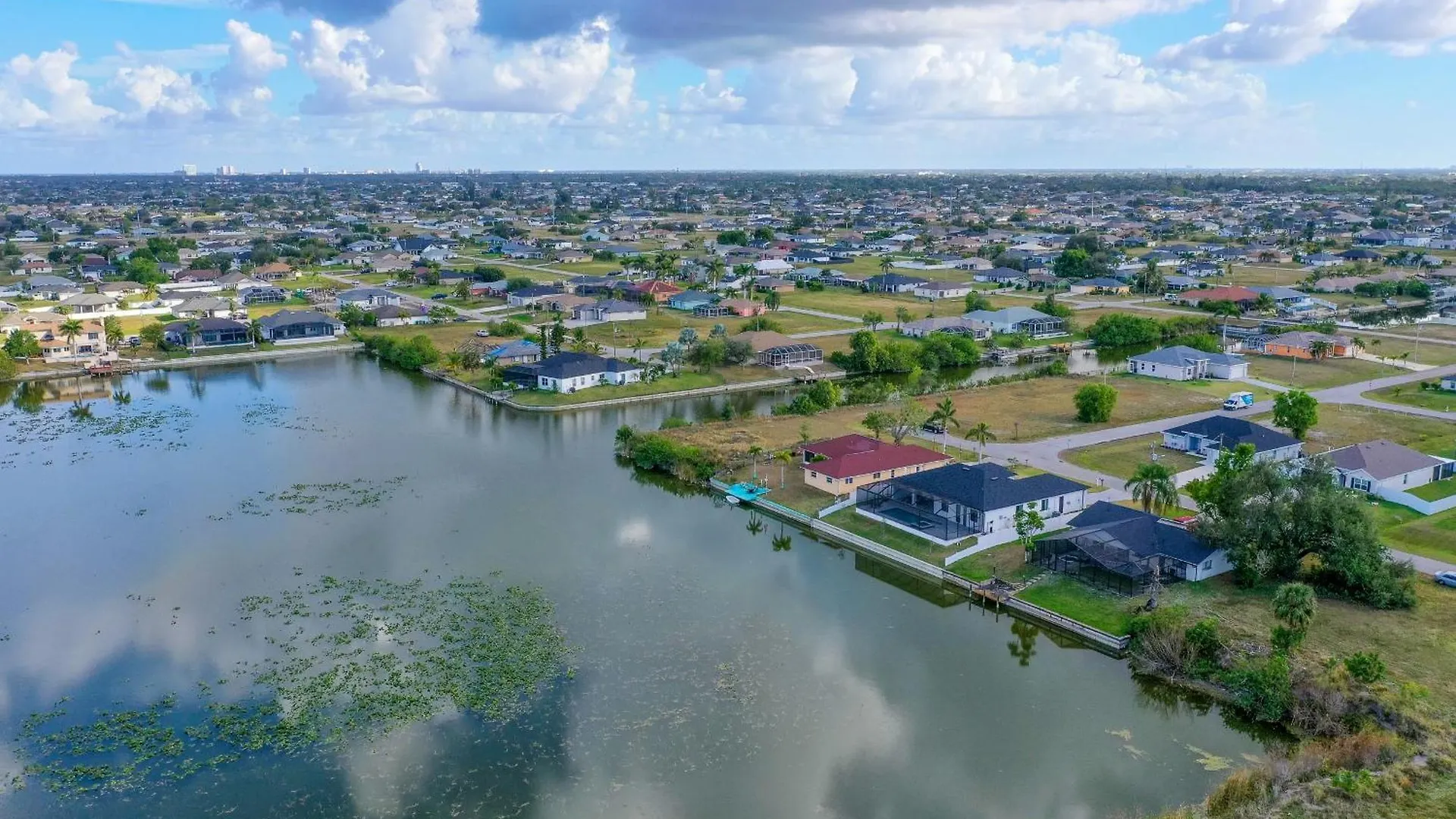 Holiday home Scenic Modern Waterfront W Heated Pool And Cape Coral