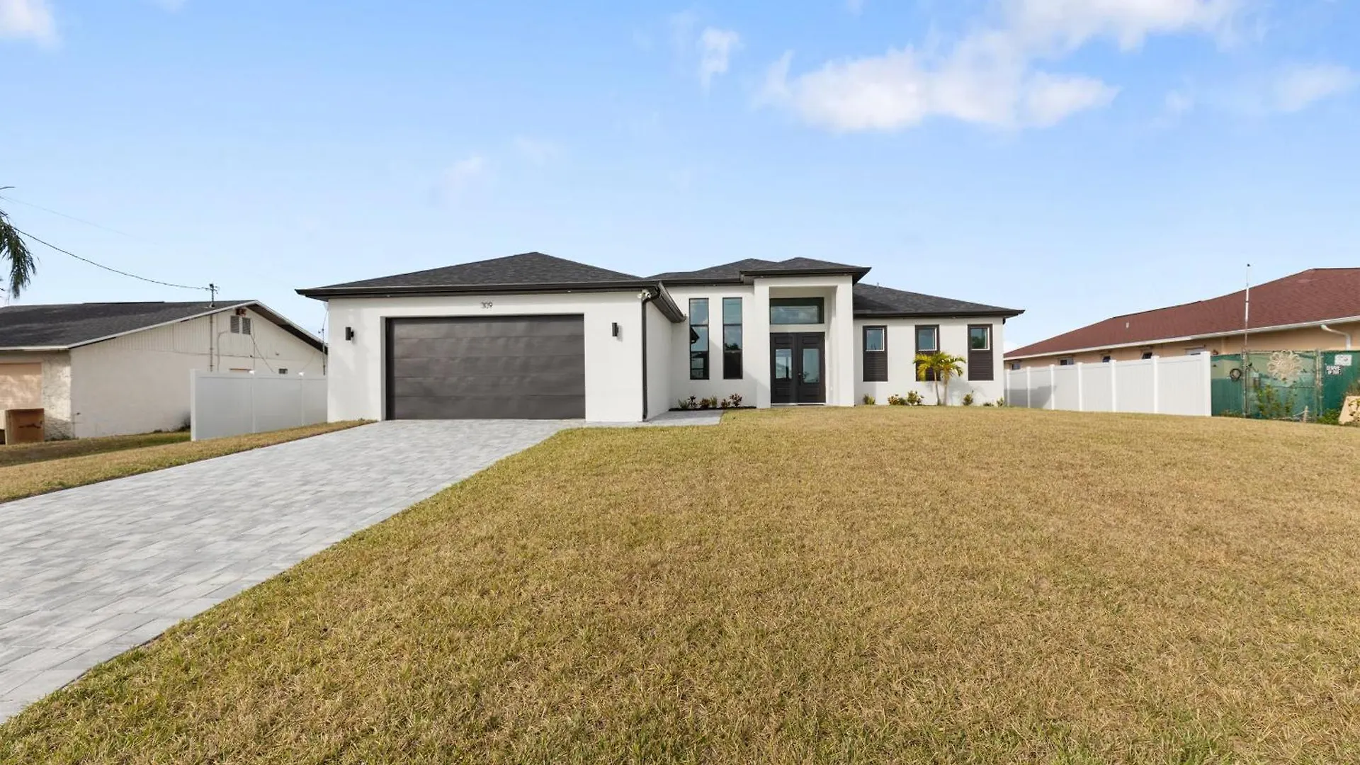 Holiday home Scenic Modern Waterfront W Heated Pool And *
