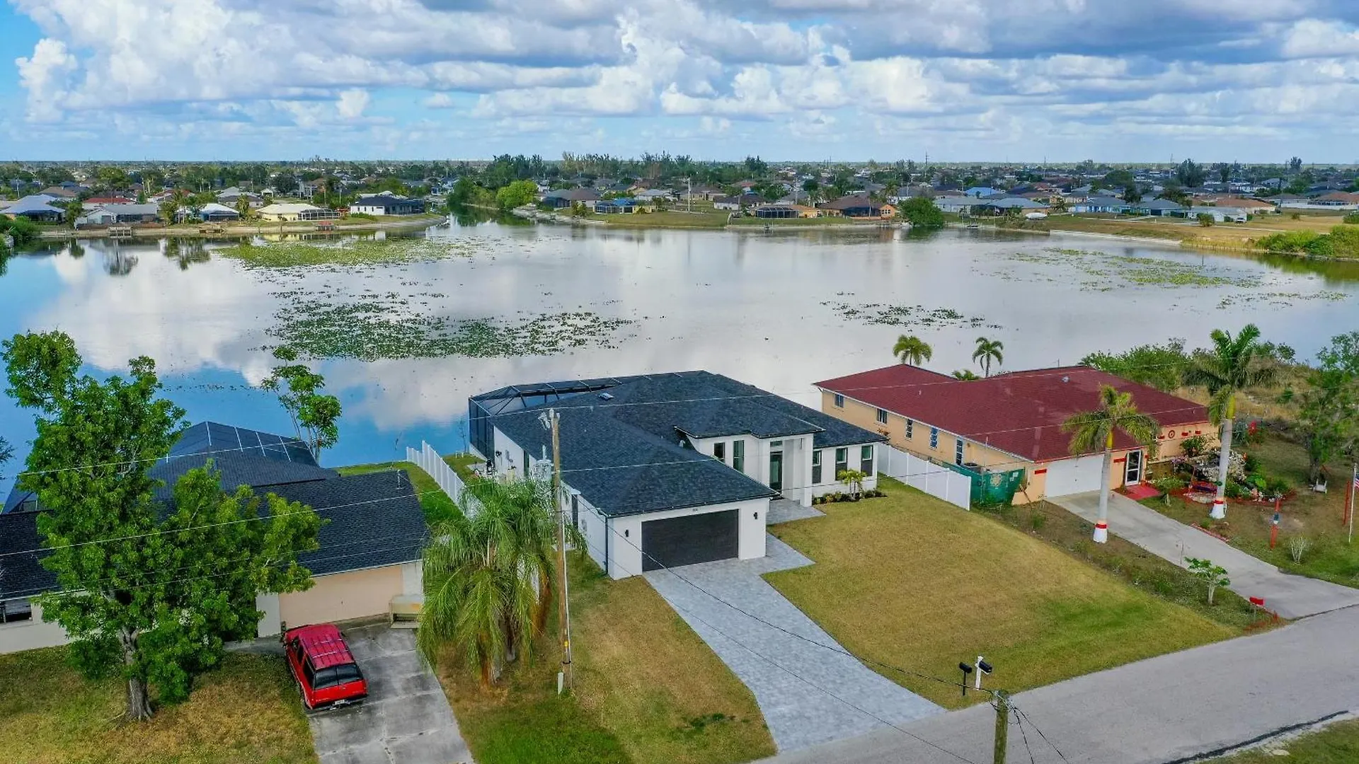 Holiday home Scenic Modern Waterfront W Heated Pool And Cape Coral