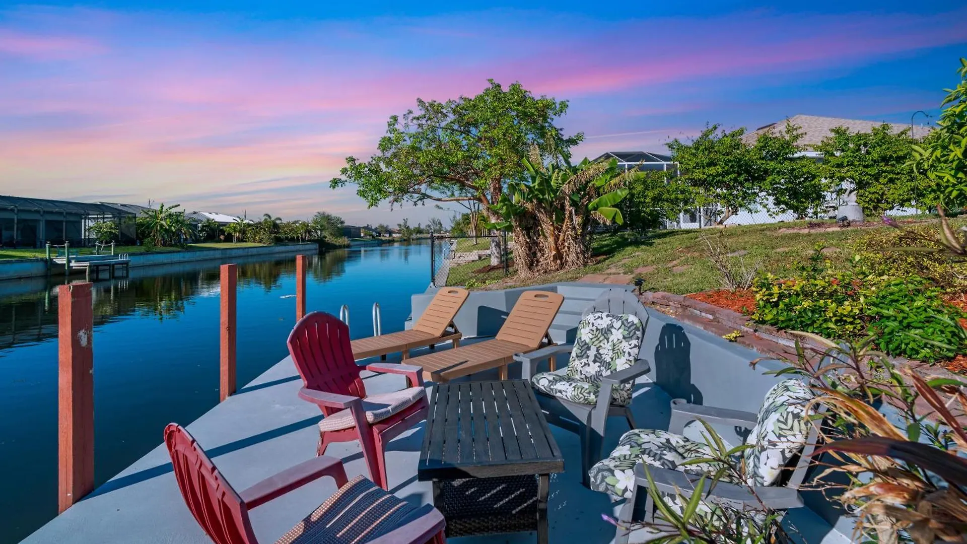 4bd Playhouse In With Heated Pool, 6 Bikes, And 2 Kaya Holiday home Cape Coral