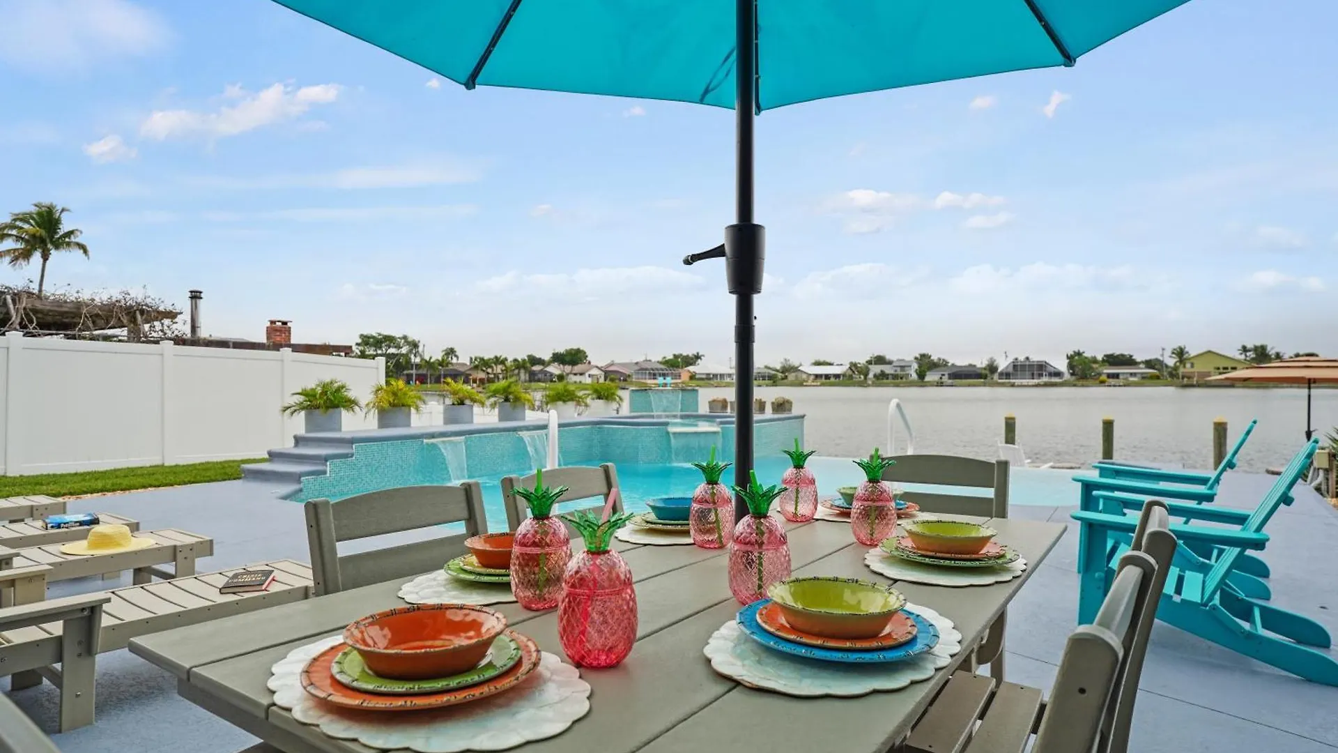 Infinity & Beyond Front Villa Cape Coral