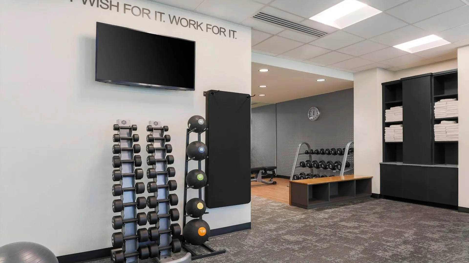 Fairfield By Marriott & North Myers Hotel