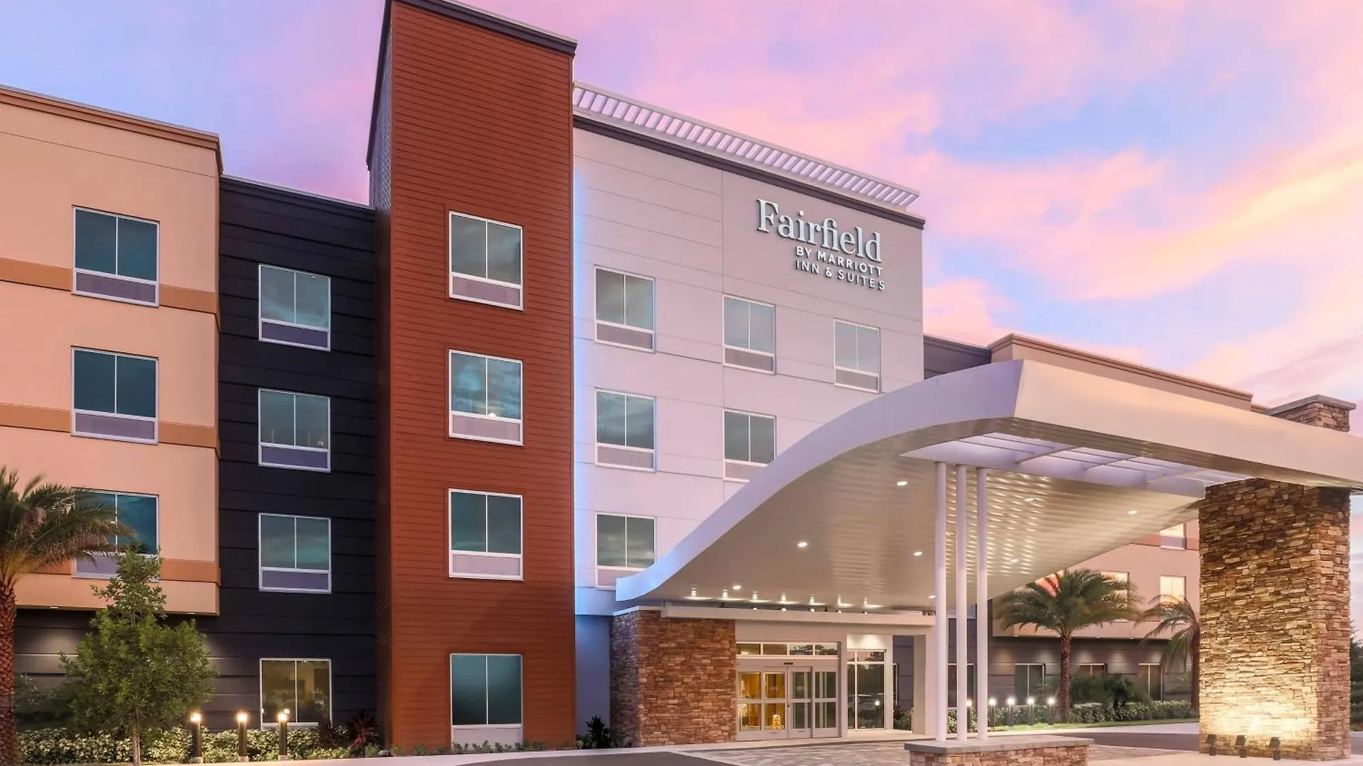Hotel Fairfield By Marriott & North Myers 3*