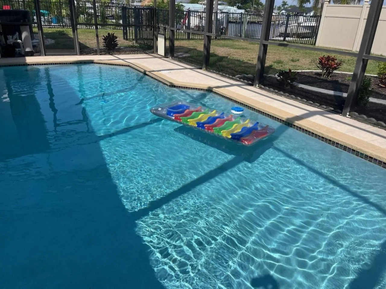 Paradise - Canalfront Heated Pool Cape Coral