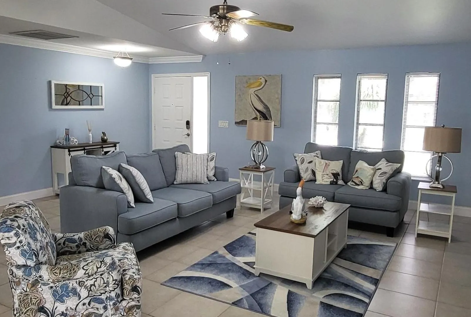 Cape Coral, Pool Home, On Fresh Water Canal, Fishing, Free Wi-fi & Game Cape Coral