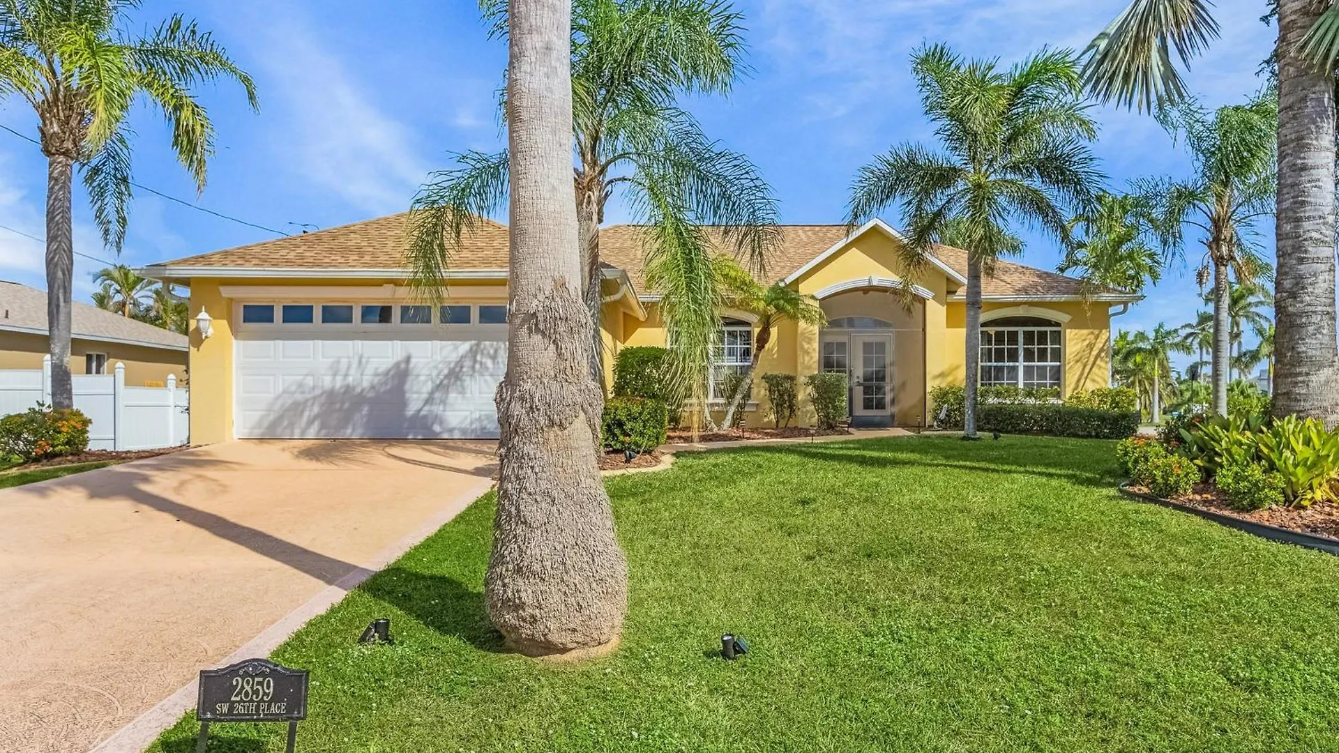 Sunshine & Palms Holiday home Cape Coral