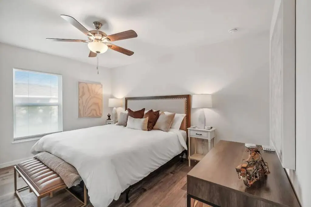Cape House With Pool, Fire Pit And Private Backyard! 4 King Beds! 度假居 珊瑚角