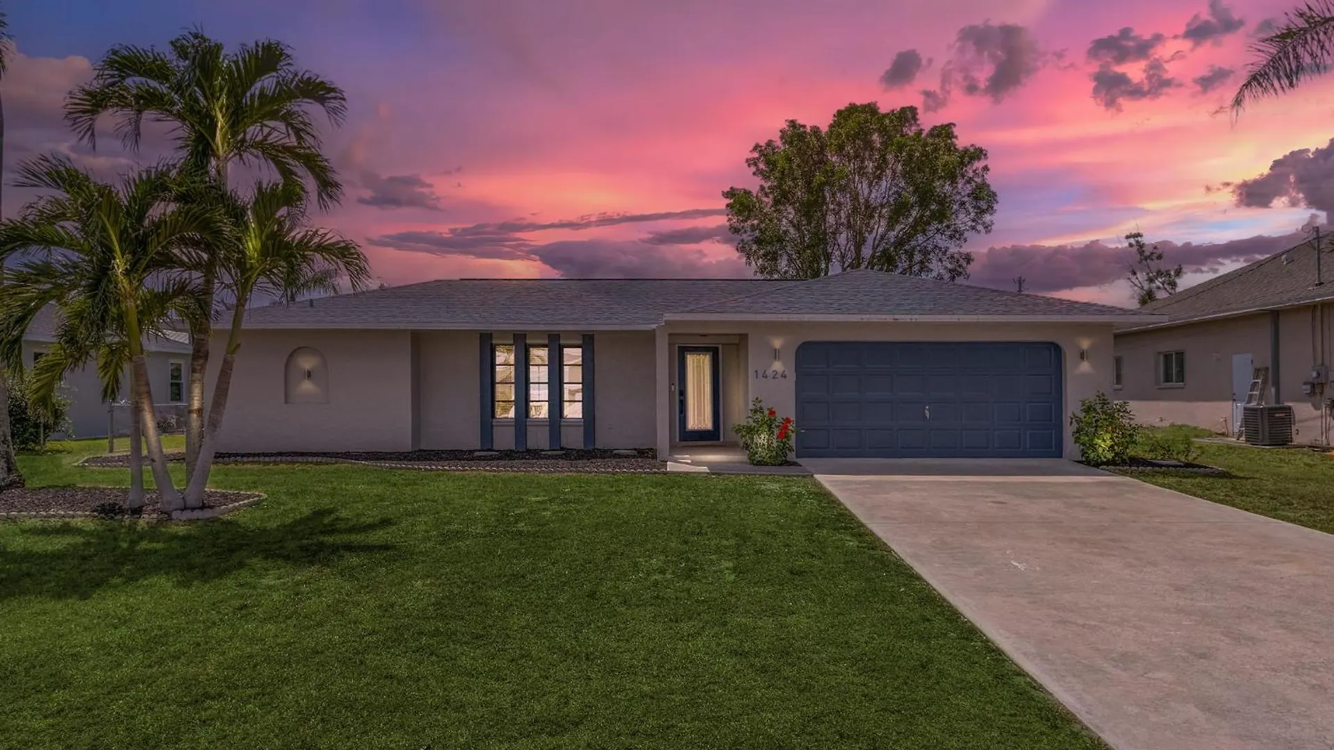New! Tropical Home: Private Heated Pool Holiday home *