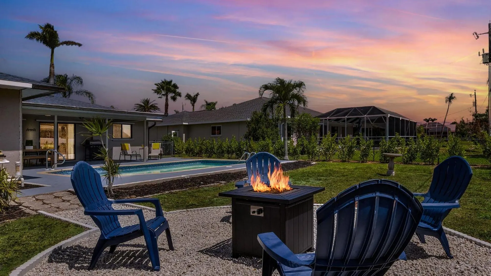 Holiday home New! Tropical Home: Private Heated Pool *
