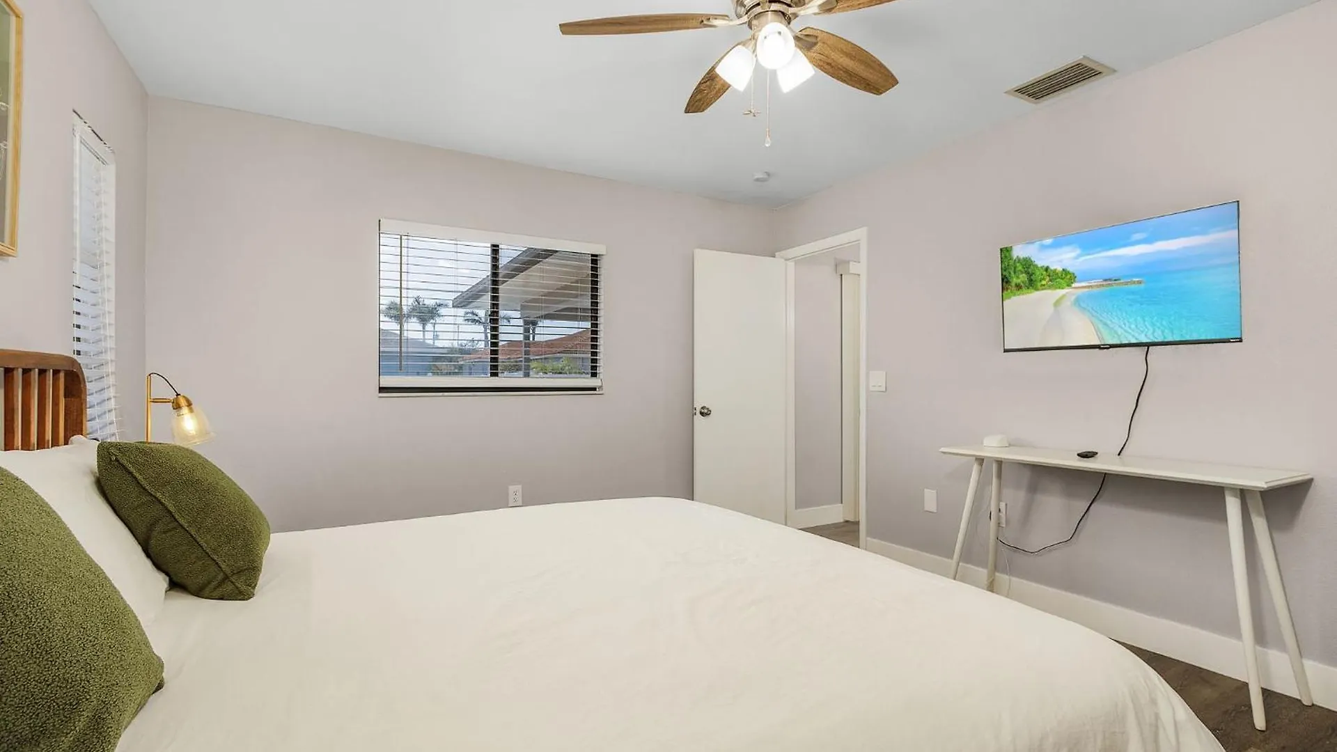 New! Tropical Home: Private Heated Pool Cape Coral
