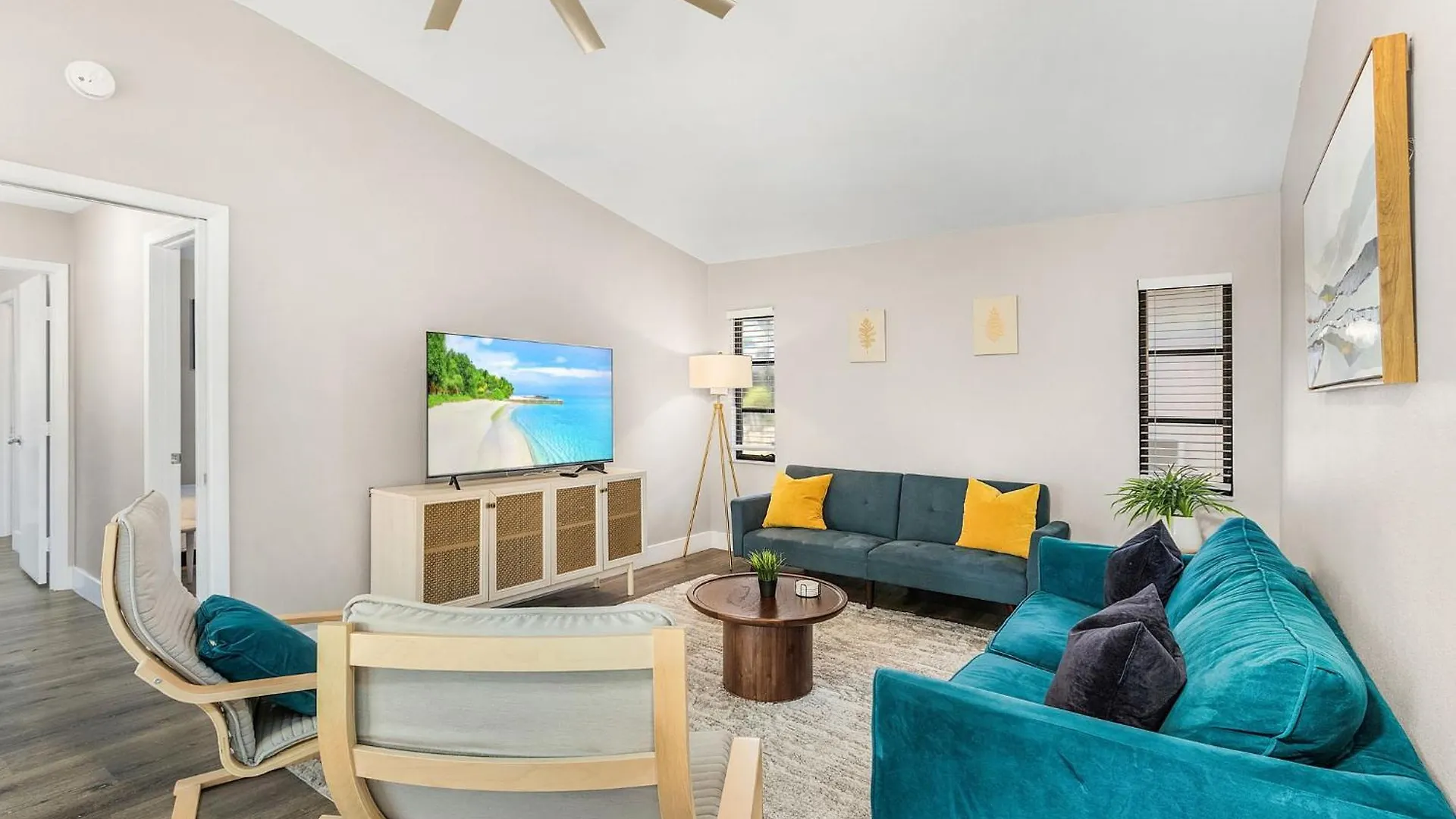 Holiday home New! Tropical Home: Private Heated Pool