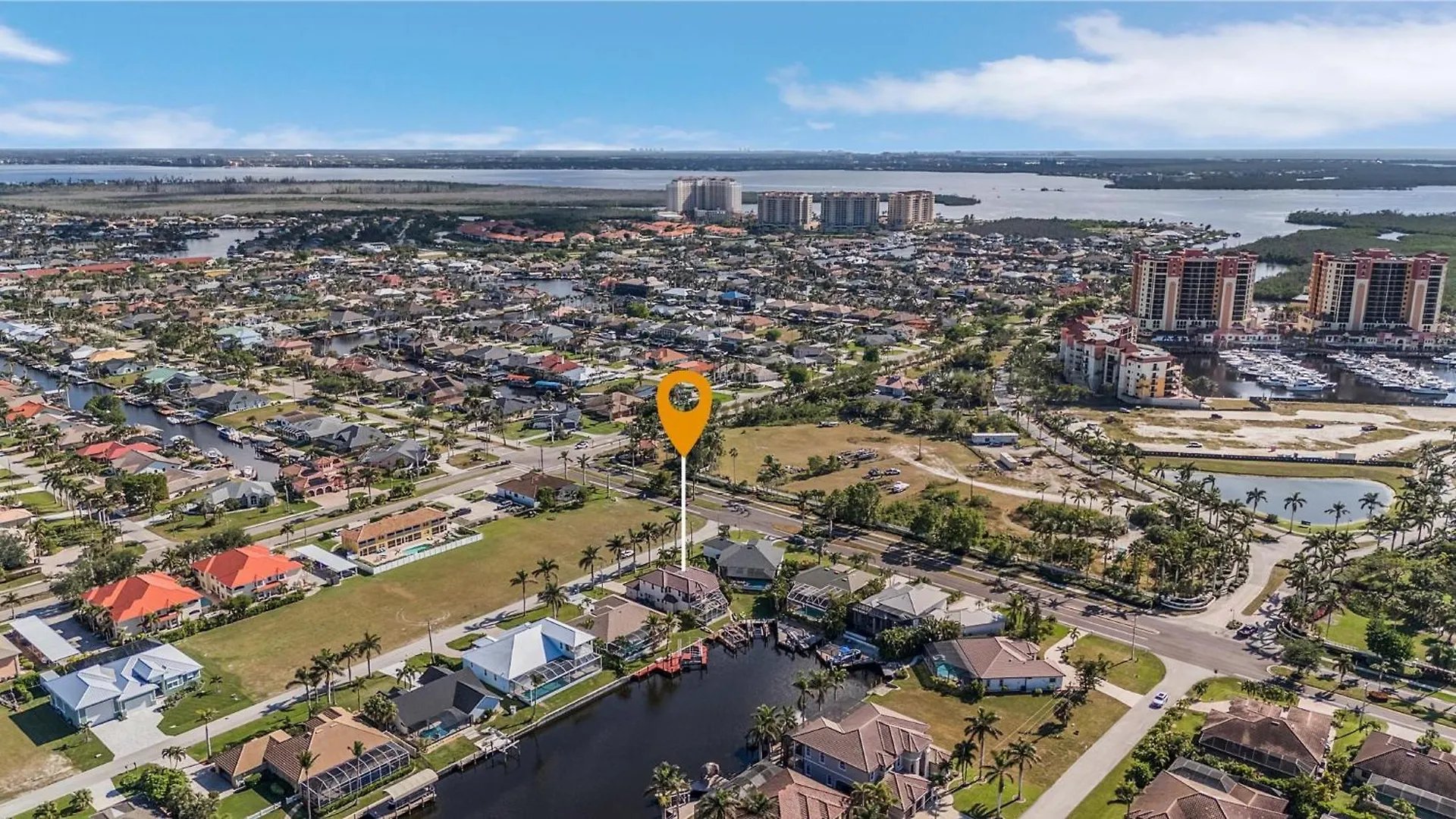 Stunning Luxury! Gulf Access, Pool Table - Harbour Haven - Roelens * Cape Coral