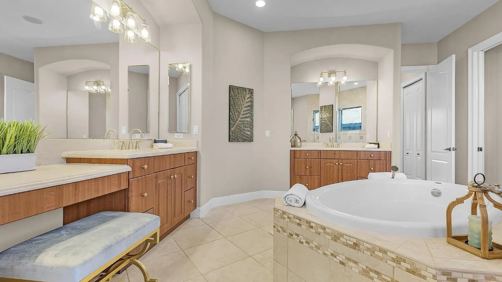 Stunning Luxury! Gulf Access, Pool Table - Harbour Haven - Roelens * Cape Coral