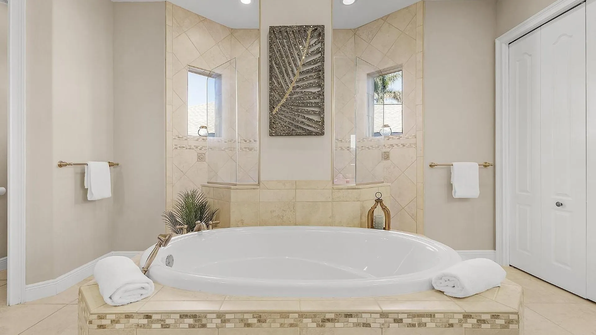 Stunning Luxury! Gulf Access, Pool Table - Harbour Haven - Roelens *