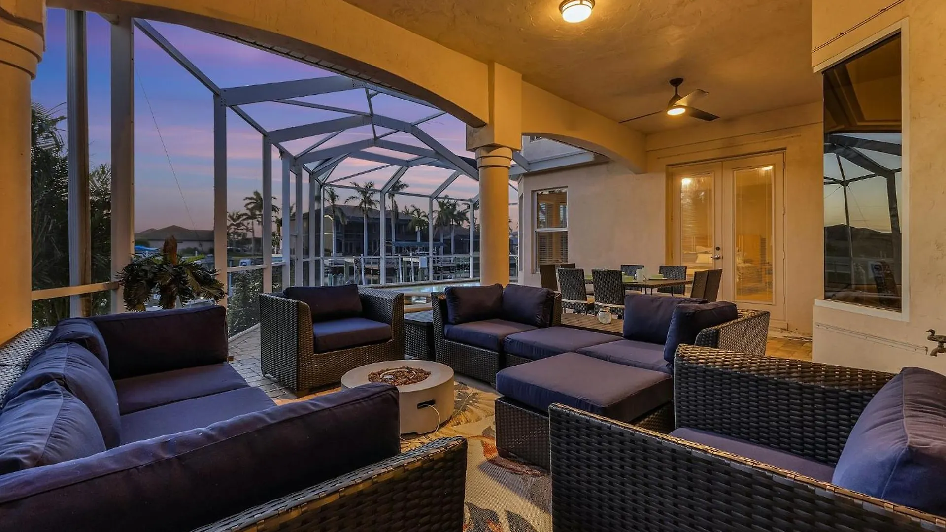 Stunning Luxury! Gulf Access, Pool Table - Harbour Haven - Roelens * Cape Coral