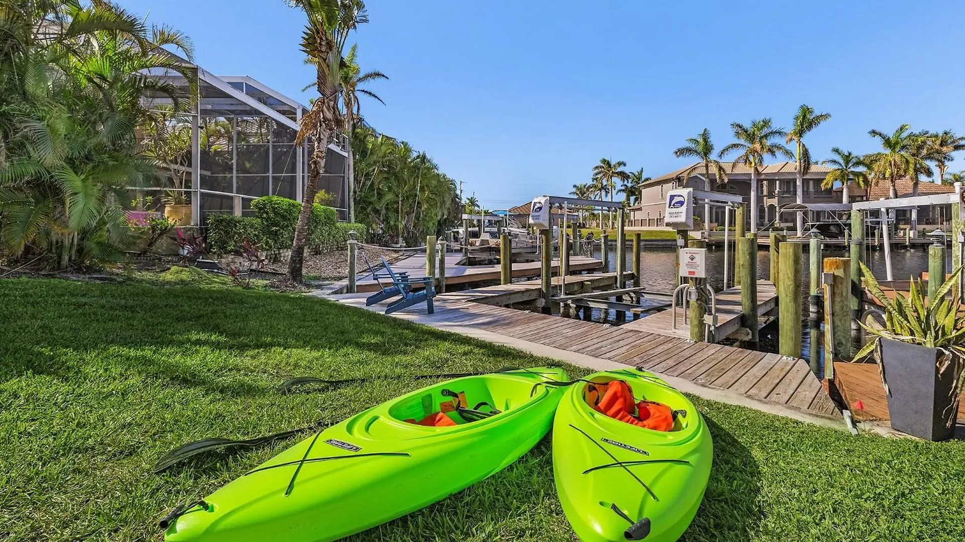 Holiday home Stunning Luxury! Gulf Access, Pool Table - Harbour Haven - Roelens