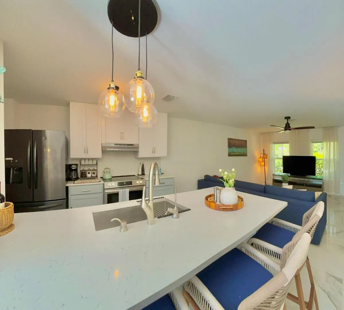 Lovelee Cozy 2-story * Cape Coral