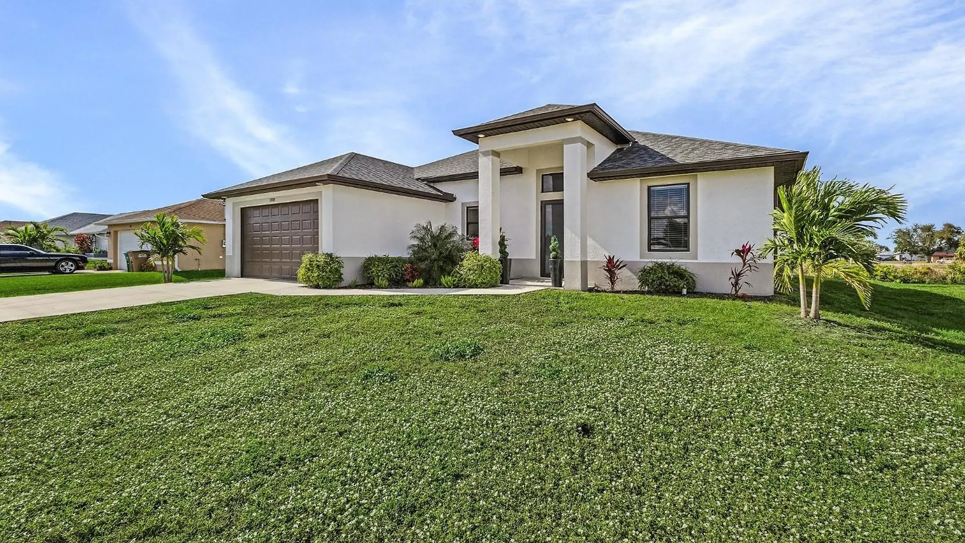 Brand New & Luxurious, Sunsets, Heated Pool & - Palm Breeze - Roelens * Cape Coral
