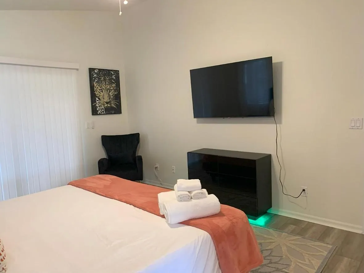 The Elegant * Cape Coral