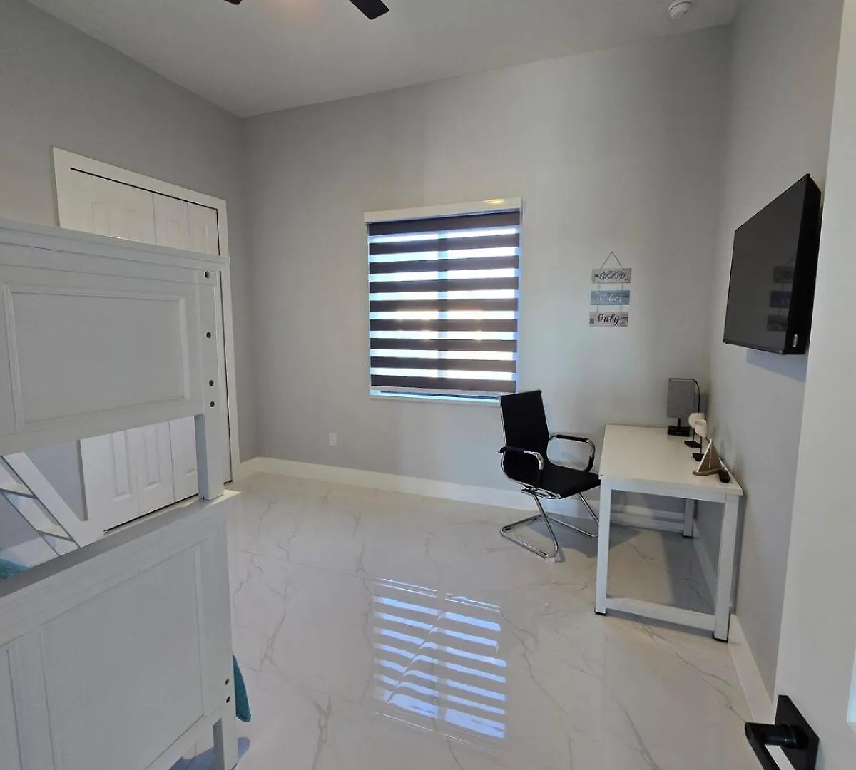 Villa Casa Madrid Heated Pool Sleeps 8 *