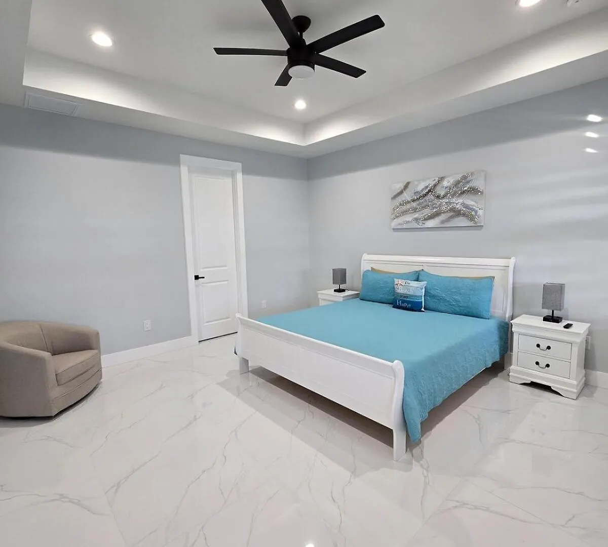 Casa Madrid Heated Pool Sleeps 8 * Cape Coral