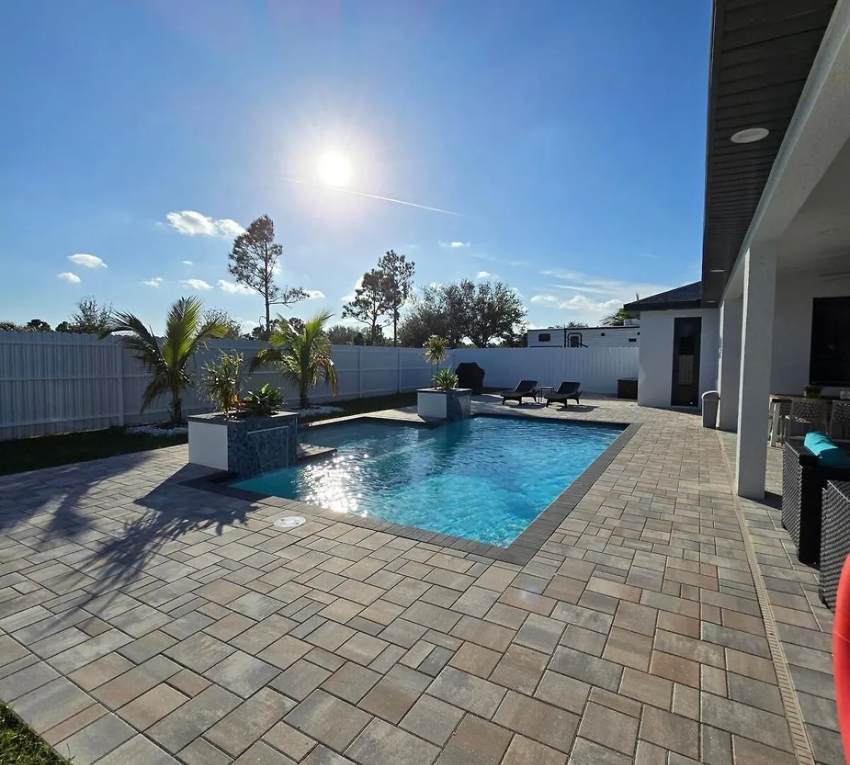 Casa Madrid Heated Pool Sleeps 8 *