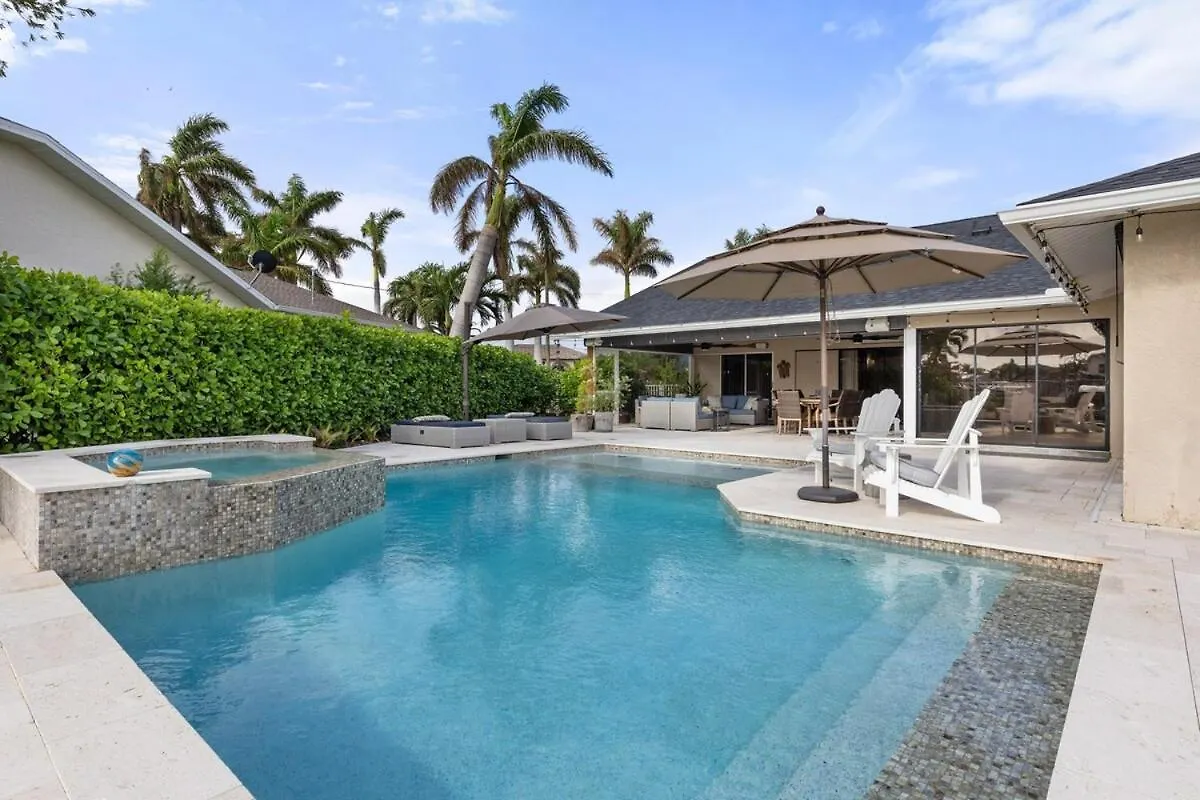Charming Gulf Access * Cape Coral