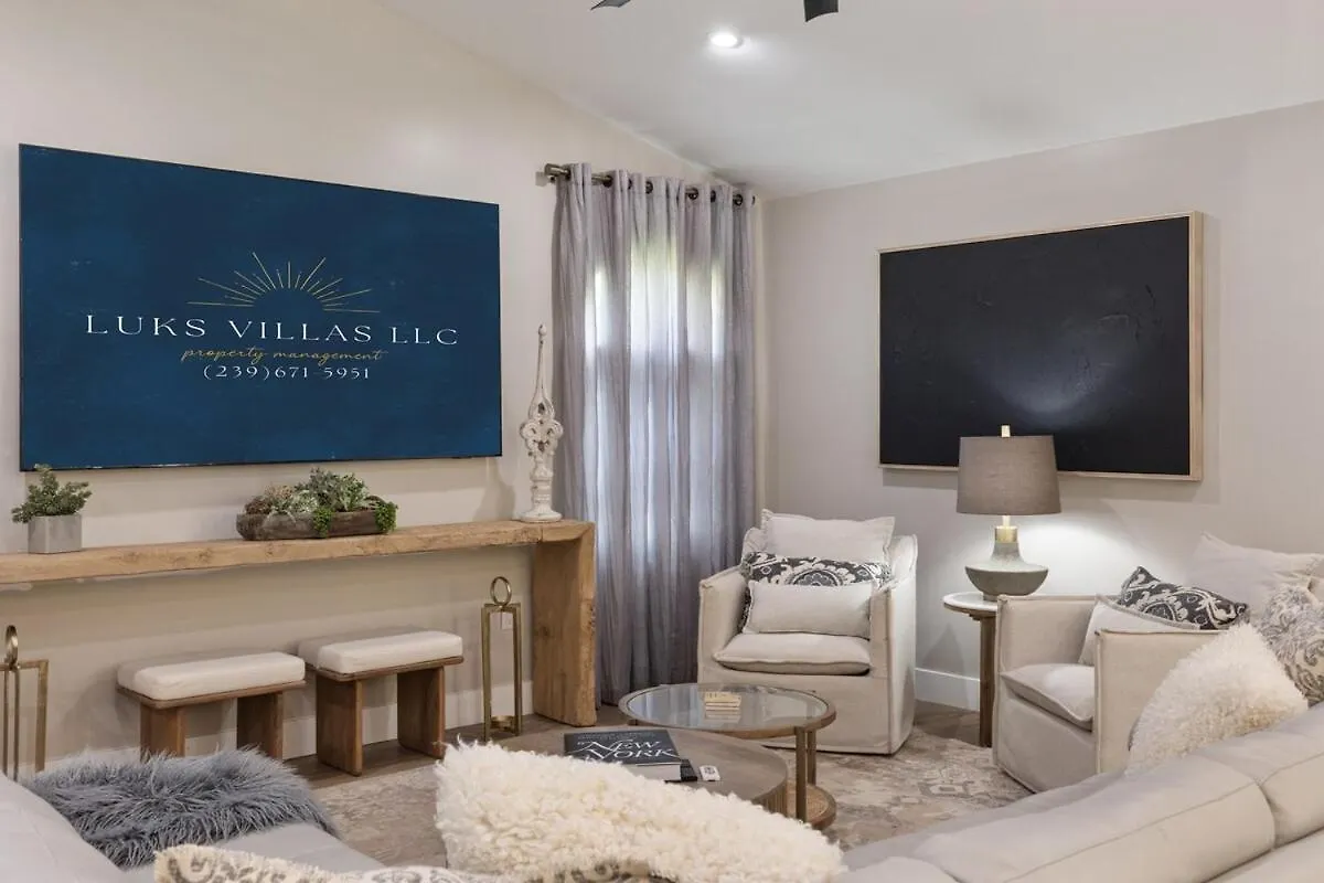 Charming Gulf Access Cape Coral