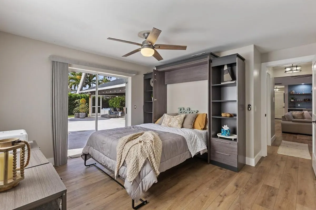 Charming Gulf Access Villa Cape Coral