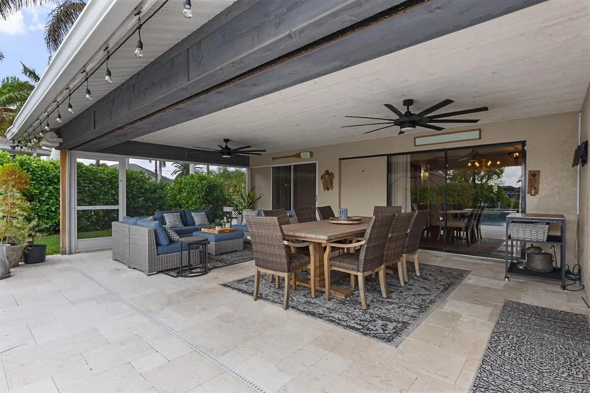 Charming Gulf Access Cape Coral