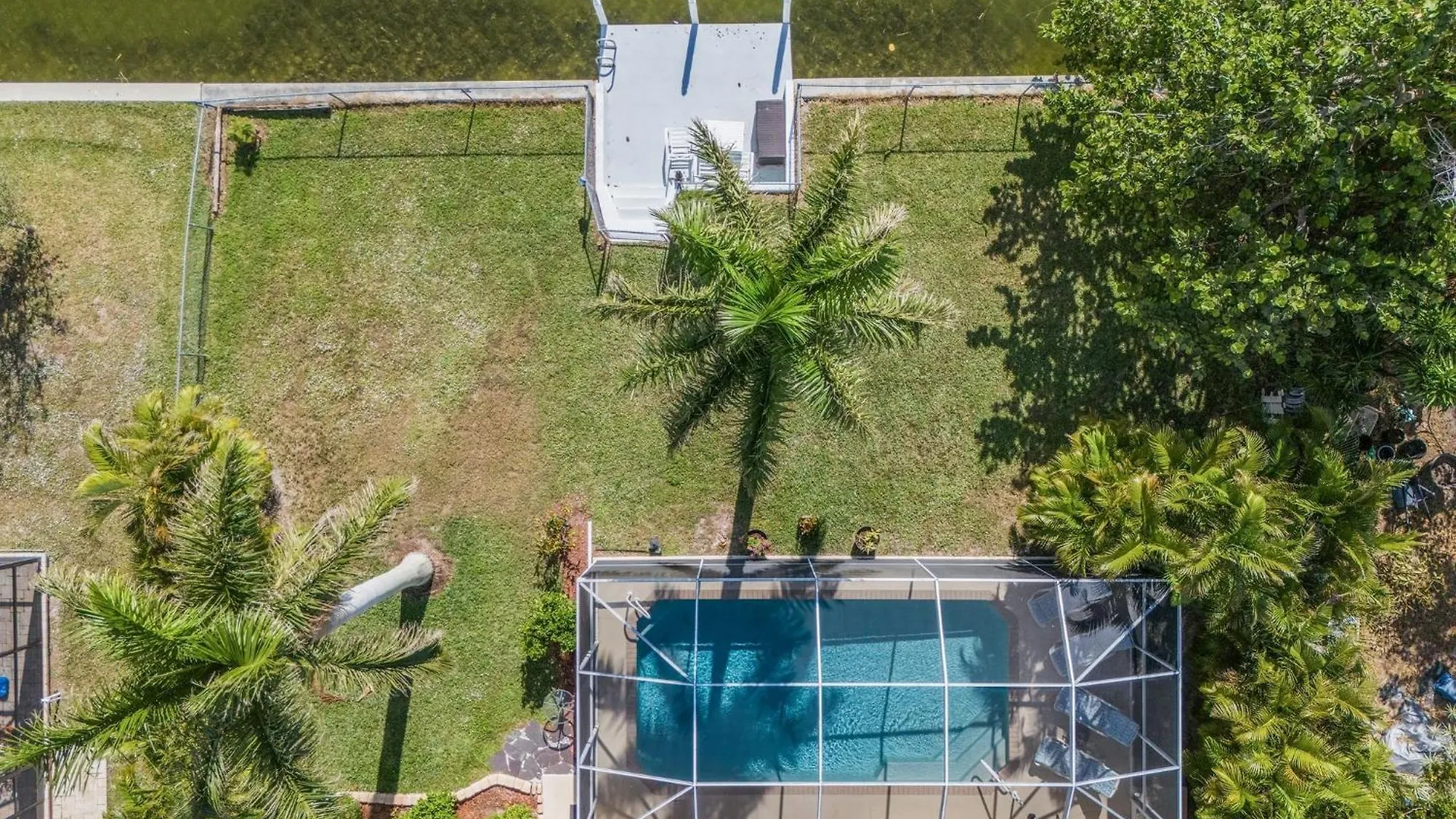 Jolie, Cape Coral