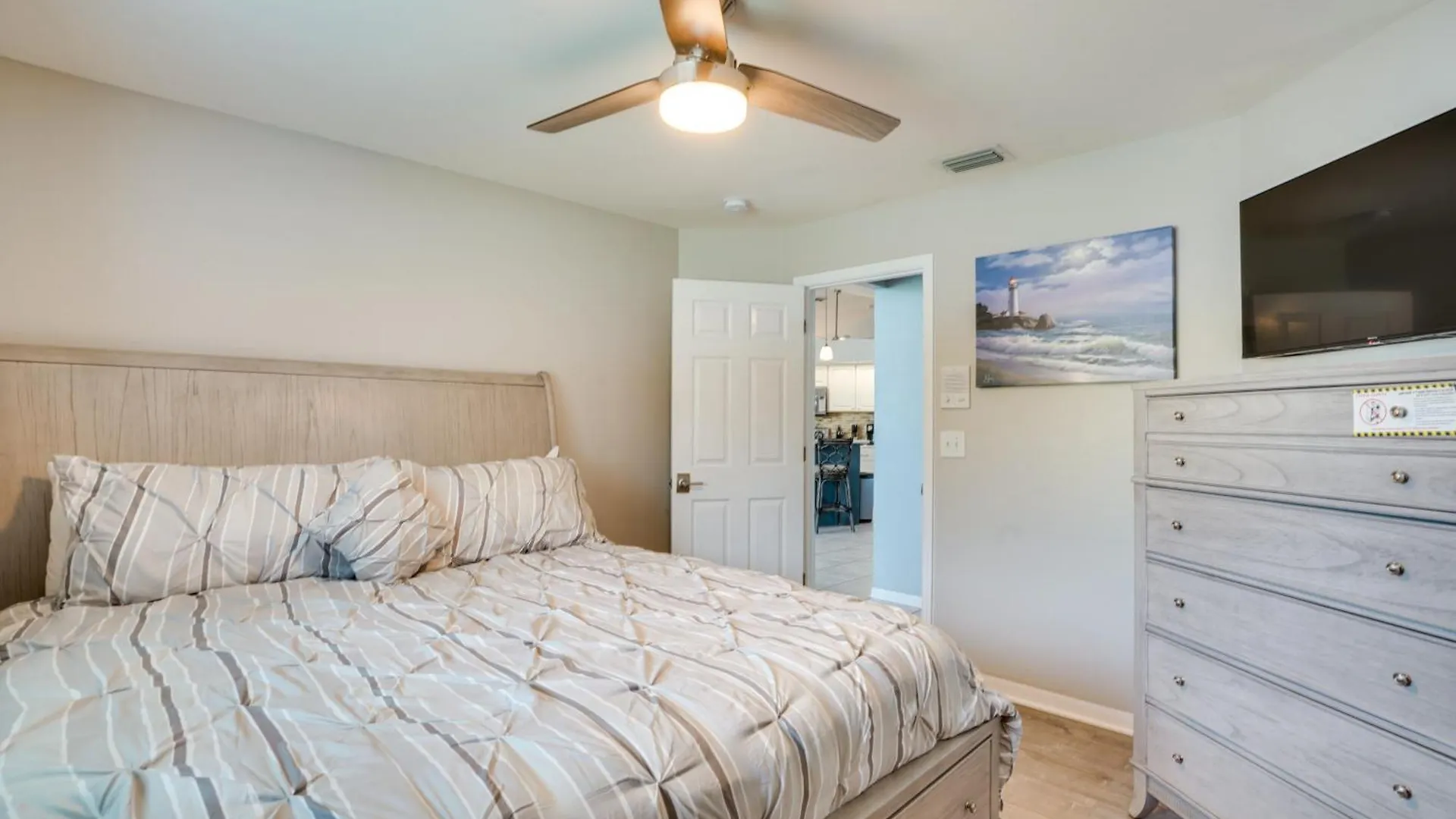 Stunning Getaway With Patio And Yard! Holiday home Cape Coral