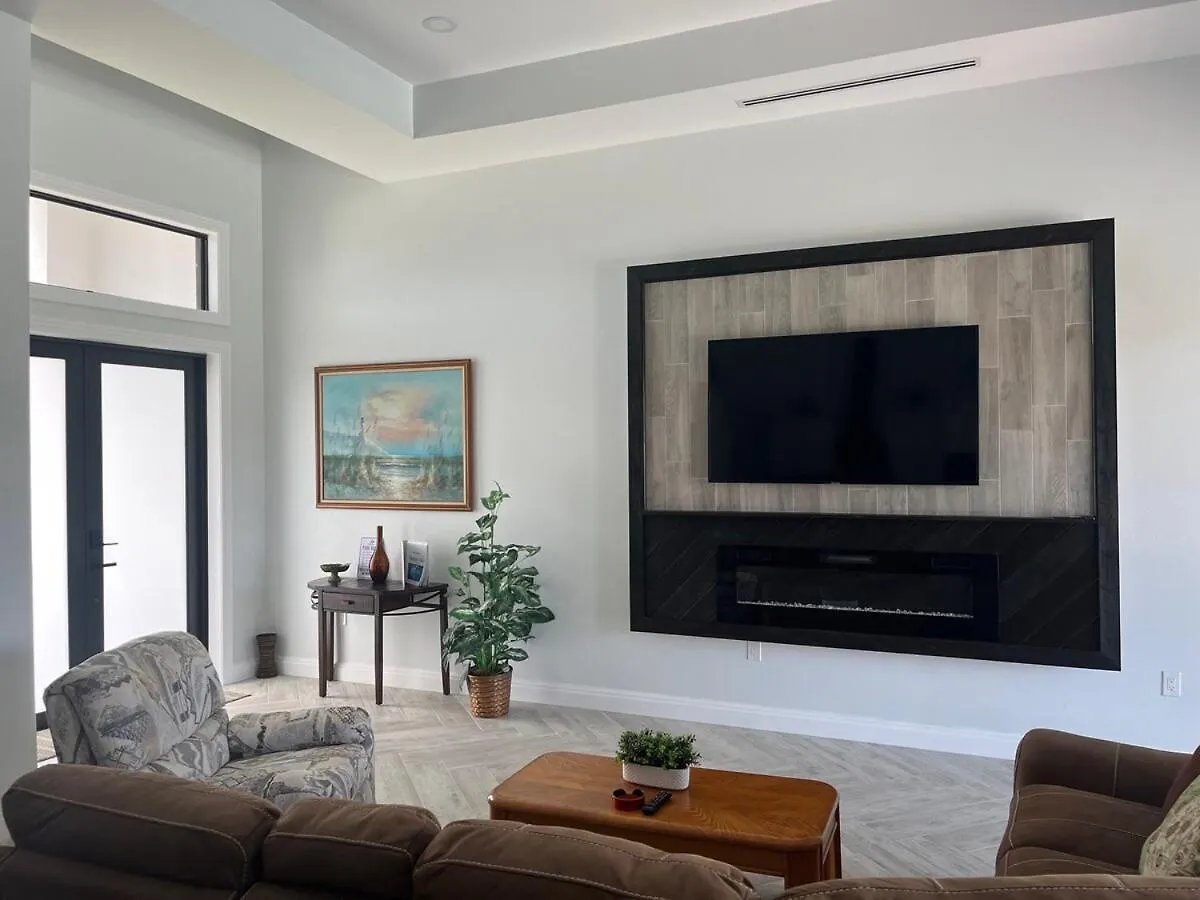 Cape Villa Cape Coral
